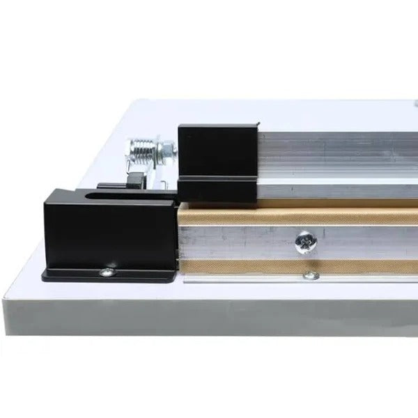 Aparat de lipit si sigilat pungi, saci, PFS600, actionare prin pedala