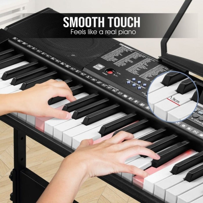 Orga electronica MK-2108 61 clape, 255 ritmuri, 255 timbre, 50 melodii demonstrative, 5 octave, clape luminate led, functii invatare 3 lectii, functii inregistrare si redare, usb, mp3, afisaj lcd, suport part
